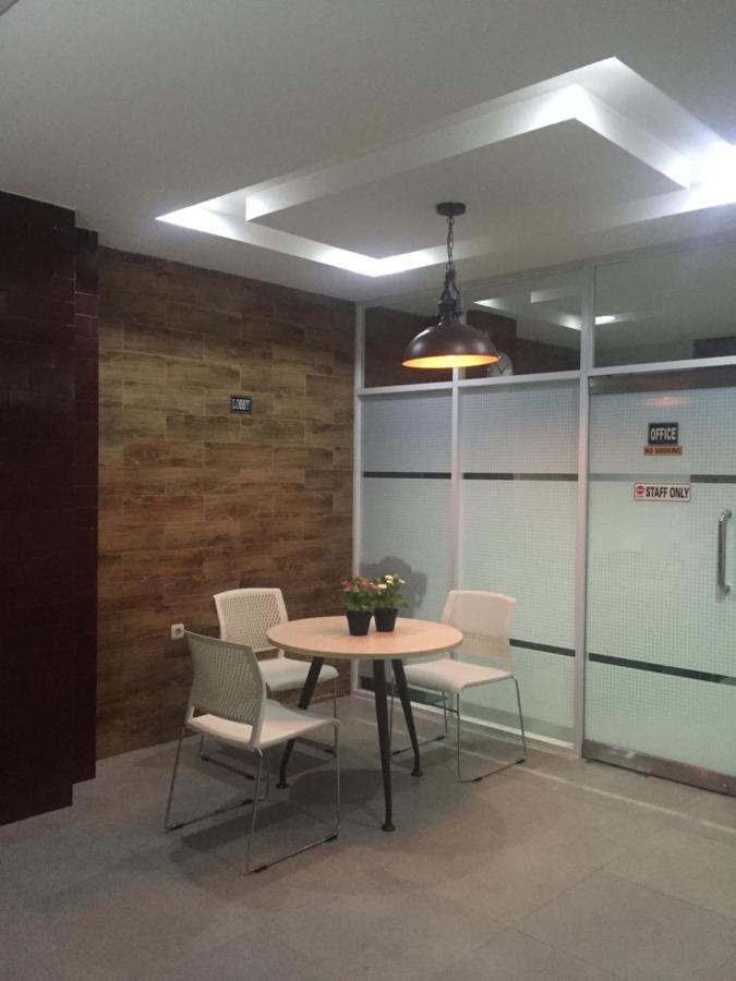 Vysha Residence Jakarta Bagian luar foto
